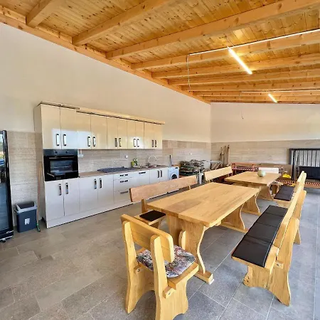 Large House With Swimming Pool And Terrace 펜션 *